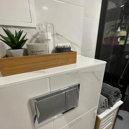 Keskuse With A Balcony