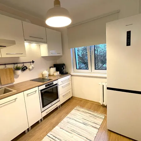 Keskuse With A Balcony Daire Haapsalu