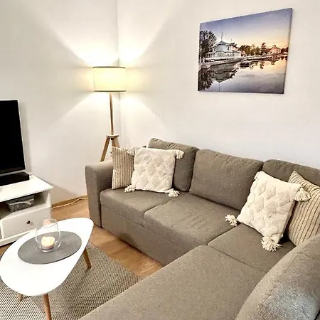 Keskuse With A Balcony Daire *