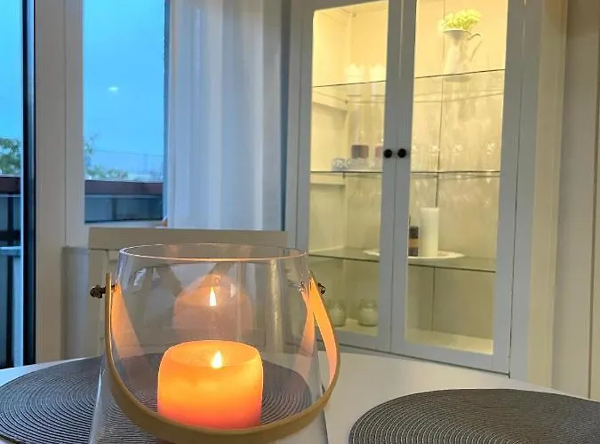 Keskuse With A Balcony Апартаменты Хаапсалу