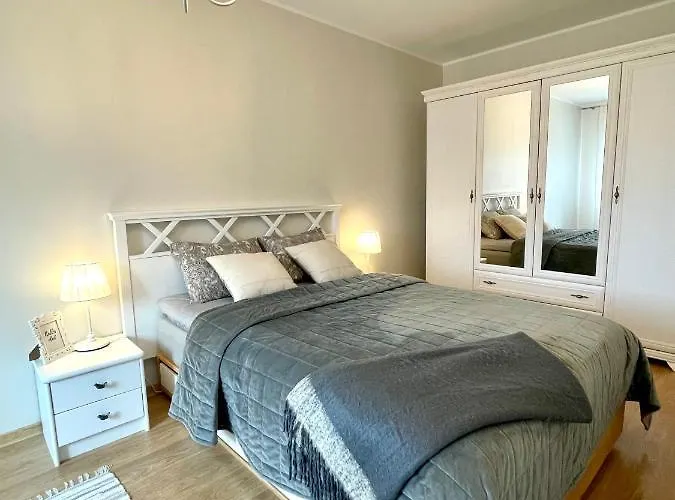 Keskuse With A Balcony Апартаменты *