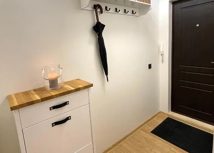 Keskuse With A Balcony Апартаменты Хаапсалу